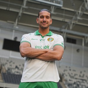 官方：上赛季瑞典超最佳射手瓦西奇回归哈马比，签约一年半