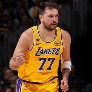 开云-38分13板10助！就在今天，1项由约基奇保持的NBA纪录被卢卡打破了